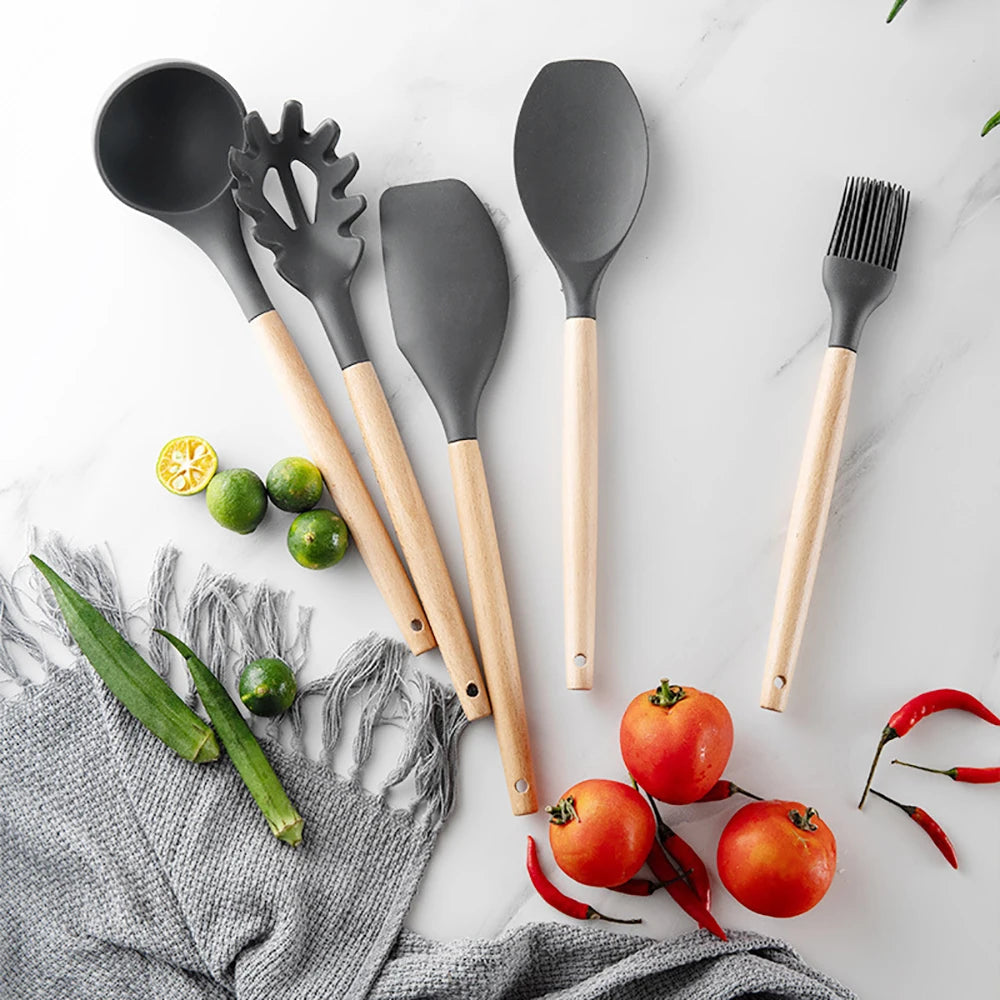 Silicone Kitchen Utensils With Wooden Handle Spatulas