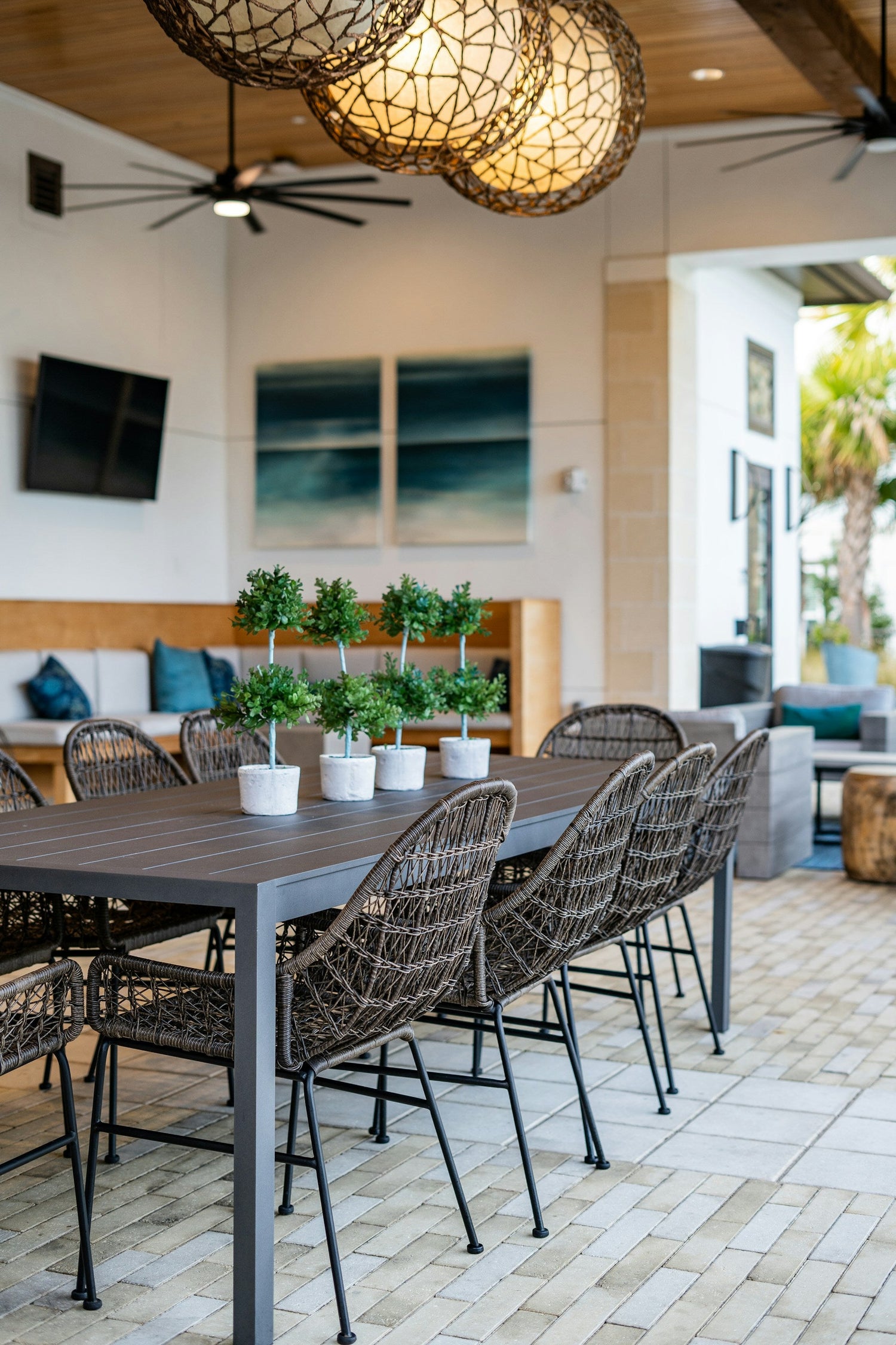 Deck & Patio
